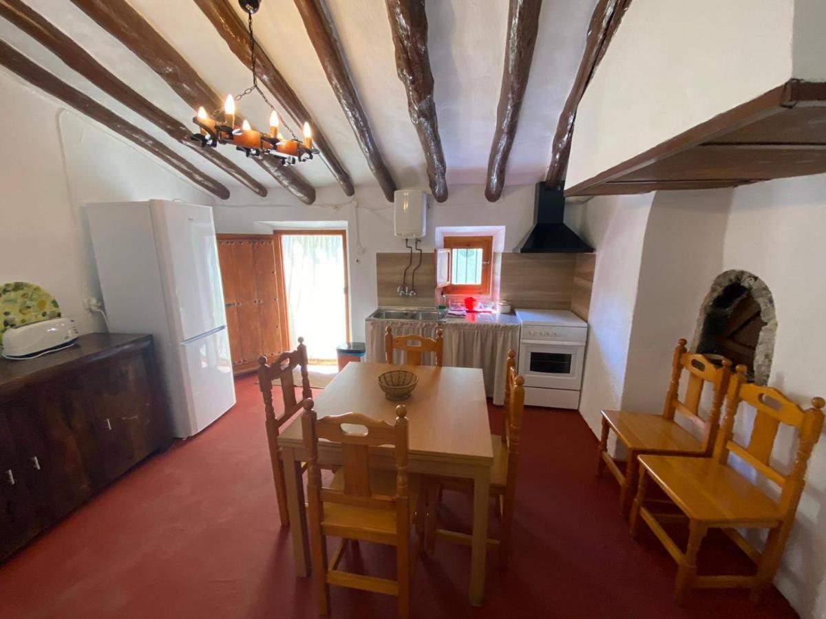 Alojamiento Casas del Pobre en el Campo de Bejar Moratalla  Exterior foto